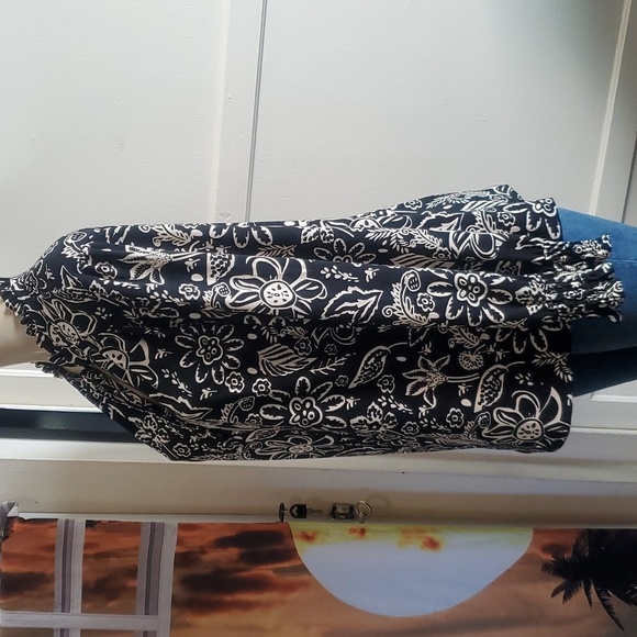 Adrianna Papell long sleeve tie V neck blouse size XL - Picture 3 of 11